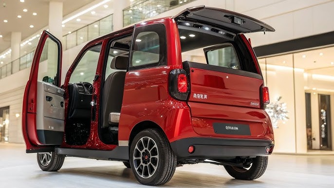 Bajaj Qute Mini EV